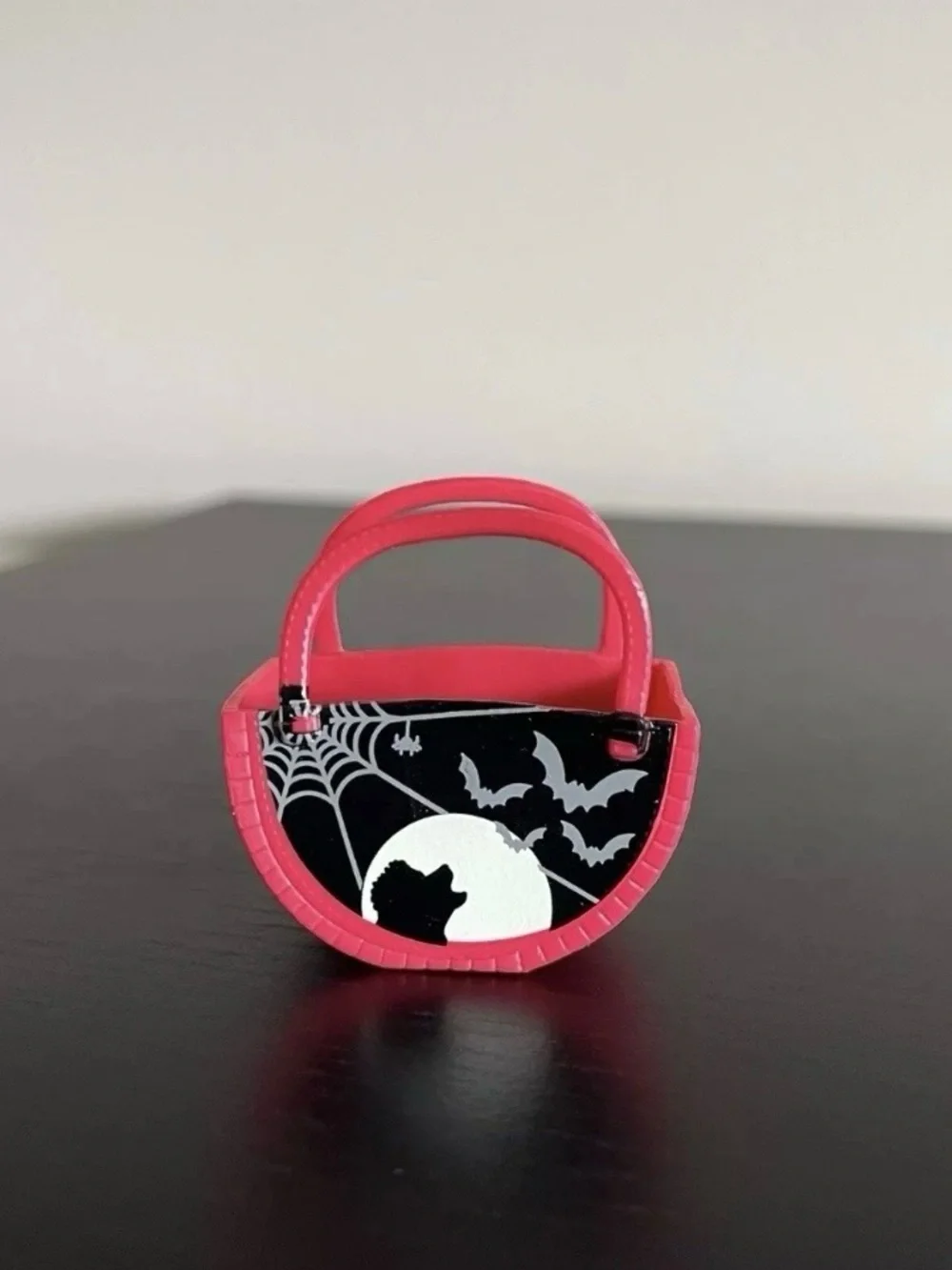 LOL Surprise Lils Howla Bag Thrilla Lil Pet Purse Toy Wolf Halloween Accessory